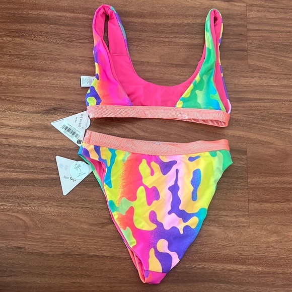 Dippin’ Daisy’s NWT colorful bikini - Picture 7 of 9